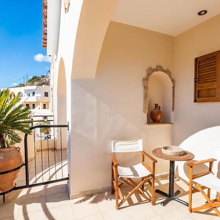 Petra Studios Kerpe Dış mekan fotoğraf