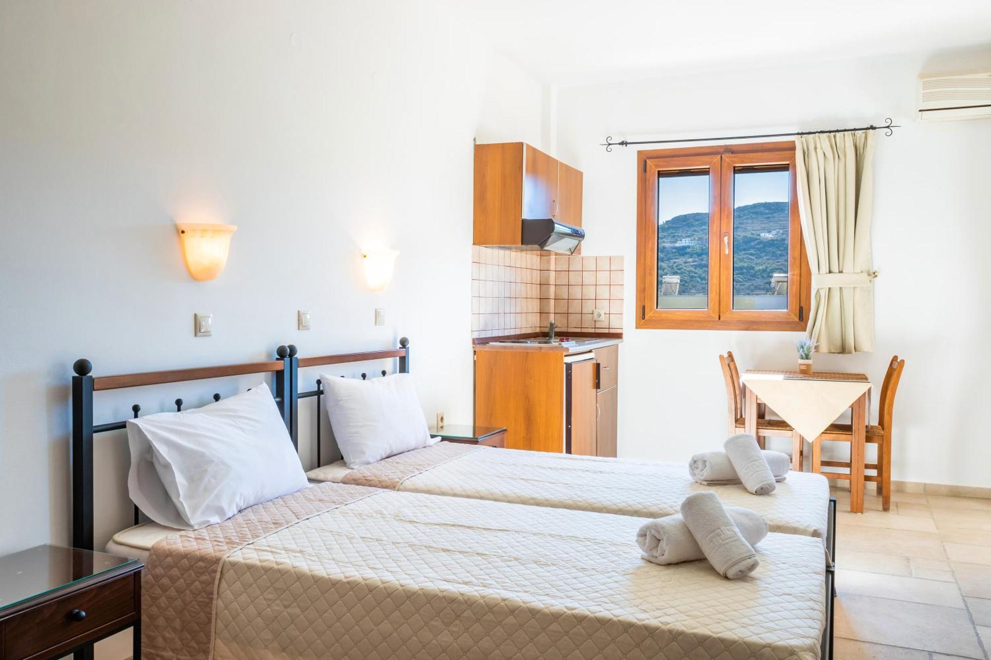 Petra Studios Kerpe Dış mekan fotoğraf