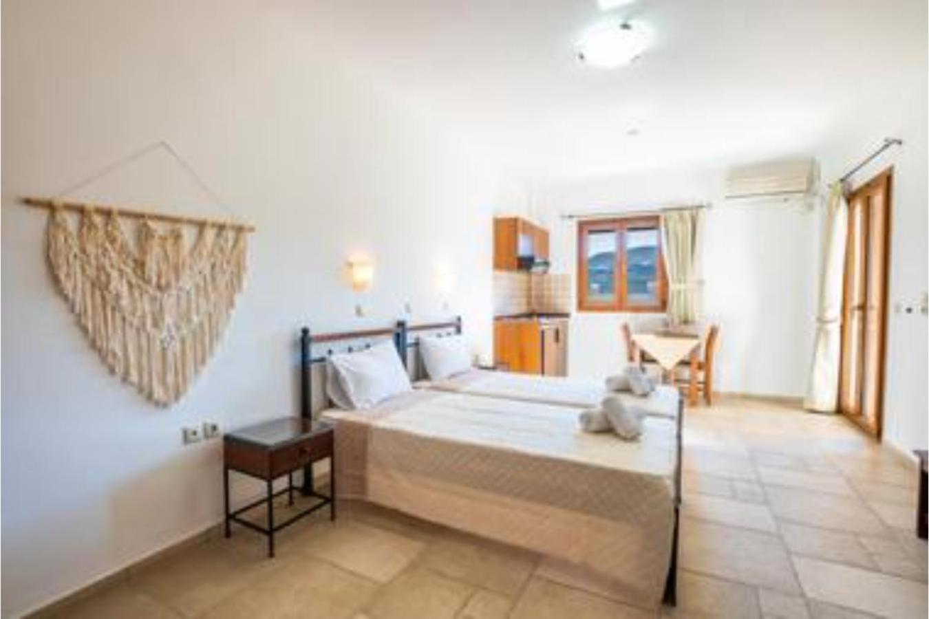 Petra Studios Kerpe Dış mekan fotoğraf
