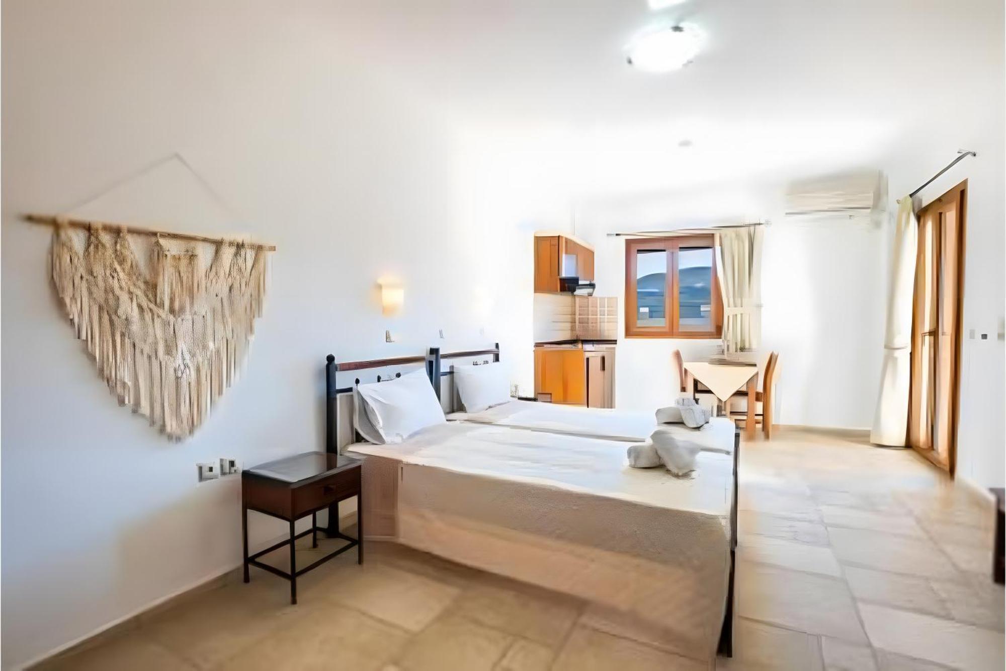Petra Studios Kerpe Dış mekan fotoğraf